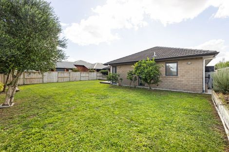 Photo of property in 33 Aquila Crescent, Rototuna North, Hamilton, 3210