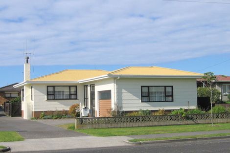 Photo of property in 27 Macville Road, Mount Maunganui, 3116
