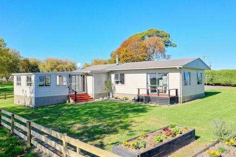 Photo of property in 253a East Bank Road, Edgecumbe, Whakatane, 3193
