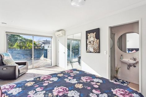 Photo of property in 185 Te Moana Road, Waikanae, 5036