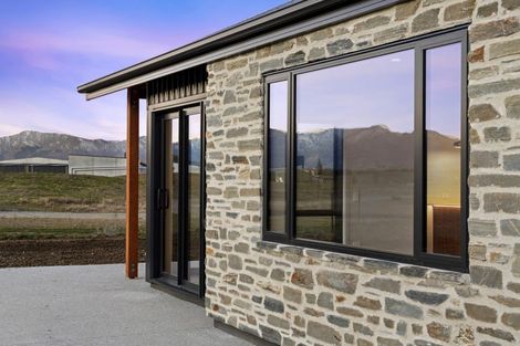 Photo of property in 31 Packer Road, Wanaka, 9382