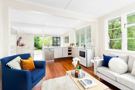 Photo of property in 12 Stephen Street, Johnsonville, Wellington, 6037