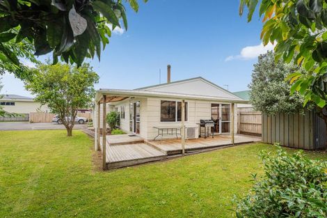 Photo of property in 8 Joan Gaskell Drive, Whitianga, 3510