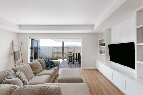 Photo of property in 19 Saddlers Way, Papamoa, 3118