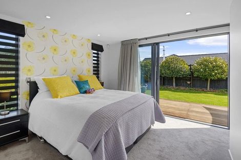 Photo of property in 15 Bellbird Place, Rolleston, 7614