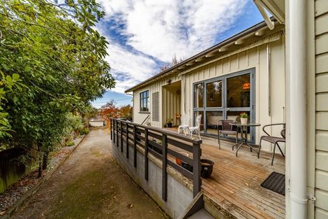 Photo of property in 76 Porangahau Road, Waipukurau, 4200