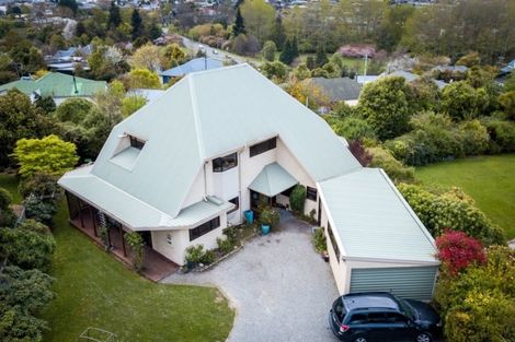 Photo of property in 28 Forest Road, Geraldine, 7930