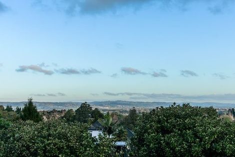 Photo of property in 60 Polo Prince Drive, Totara Park, Manurewa, 2576