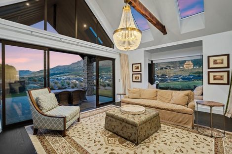 Photo of property in 40 Cunninghams Drive, Jacks Point, Queenstown, 9371