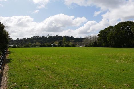 Photo of property in 55 Sunnyside Road, Coatesville, 0793