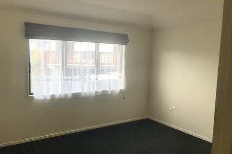 Photo of property in 1/15 Glastron Place, Bayview, Auckland, 0629