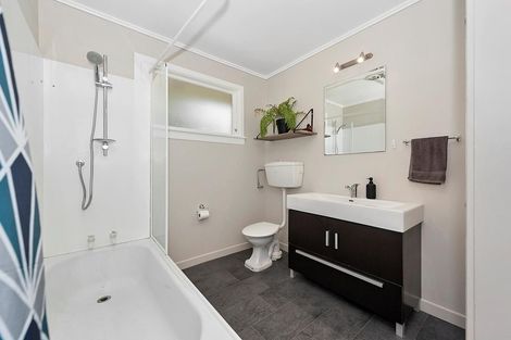 Photo of property in 1/81 Carrington Avenue, Silverdale, Hamilton, 3216