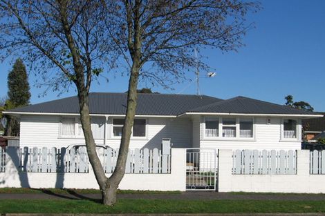 Photo of property in 75 Heath Street, St Andrews, Hamilton, 3200