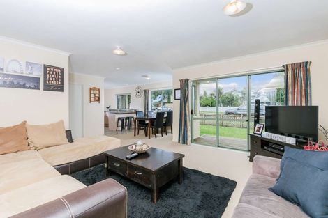 Photo of property in 23 George Crescent, Buckland, Pukekohe, 2677
