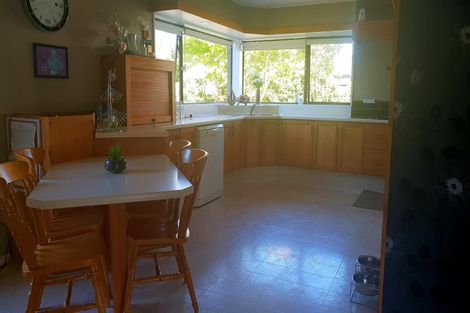 Photo of property in 49 Langdale Avenue, Paraparaumu, 5032