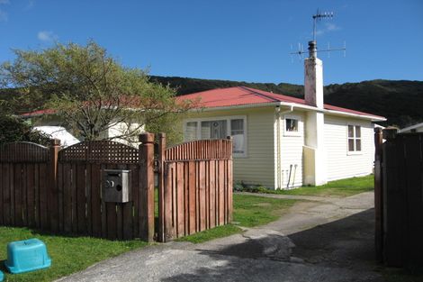 Photo of property in 80 Peel Place, Wainuiomata, Lower Hutt, 5014