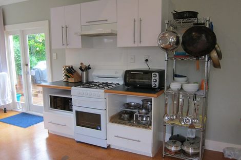 Photo of property in 73 Standen Street, Karori, Wellington, 6012