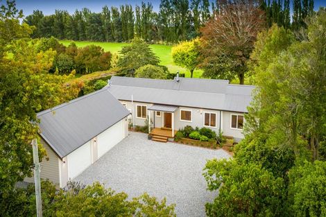 Photo of property in 216 Whincops Road, Halswell, Christchurch, 8025