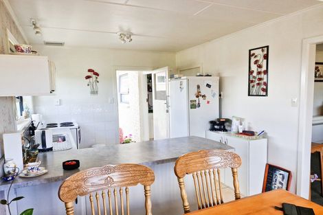 Photo of property in 90 Scott Street, Strathern, Invercargill, 9812