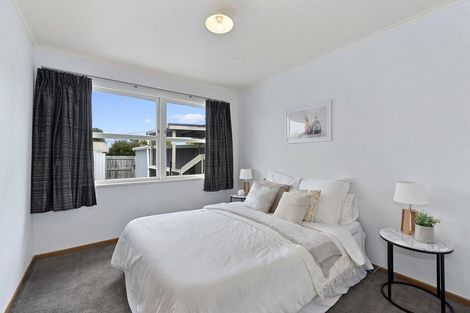 Photo of property in 1 Warwick Avenue, St Andrews, Hamilton, 3200