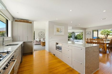 Photo of property in 21 De Bettencor Place, Mount Pisa, Cromwell, 9383