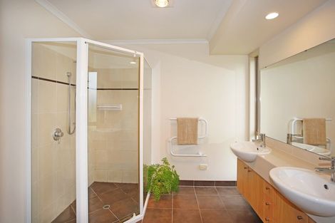 Photo of property in 57 Old Barn Road, Opaheke, Papakura, 2584