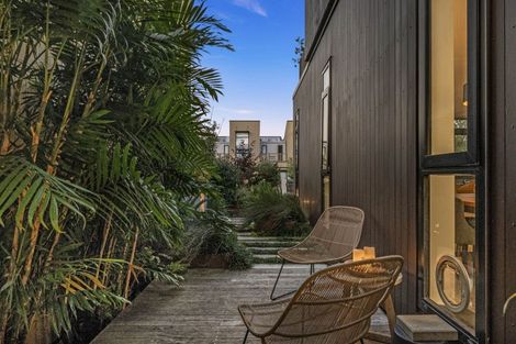 Photo of property in 20 Hastings Street, Hobsonville, Auckland, 0616