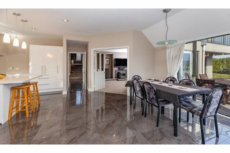 Photo of property in 16 Broadhaven Avenue, Parklands, Christchurch, 8083