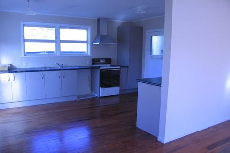 Photo of property in 9 Beazley Place, Glendene, Auckland, 0602