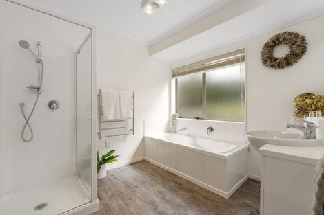 Photo of property in 28 Tuscany Place, Ohauiti, Tauranga, 3112