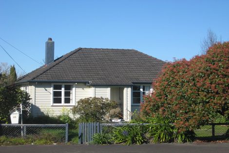 Photo of property in 28 Lower High Street, Marton, 4710