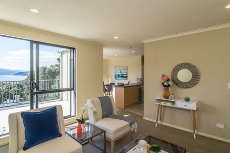 Photo of property in 3/19 Onslow Road, Khandallah, Wellington, 6035