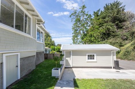 Photo of property in 57 Milton Road, Bluff Hill, Napier, 4110