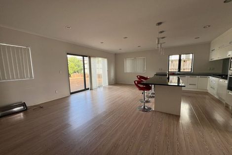 Photo of property in 99 Flat Bush School Road, Flat Bush, Auckland, 2019