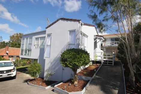 Photo of property in 3/250 Onewa Road, Birkenhead, Auckland, 0626