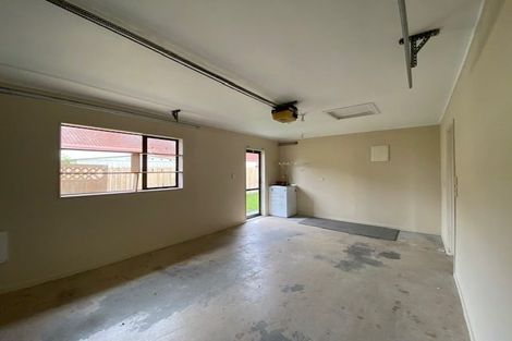 Photo of property in 31 Armoy Drive, East Tamaki, Auckland, 2016