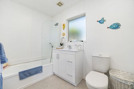 Photo of property in 8b Sunningdale Lane, Woodridge, Wellington, 6037