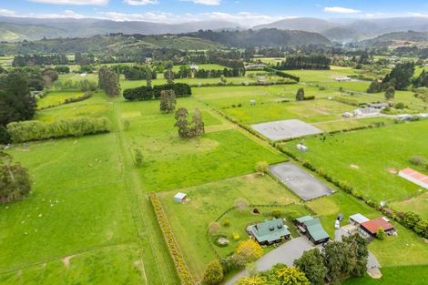 Photo of property in 39 Colletts Road, Mangaroa, Upper Hutt, 5371