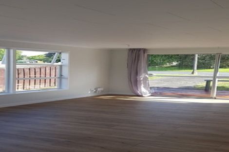 Photo of property in 79 Brian Crescent, Stanmore Bay, Whangaparaoa, 0932