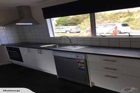 Photo of property in 1/27 Vancouver Street, Kingston, Wellington, 6021