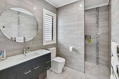 Photo of property in 3 Topping Place, Whitianga, 3510