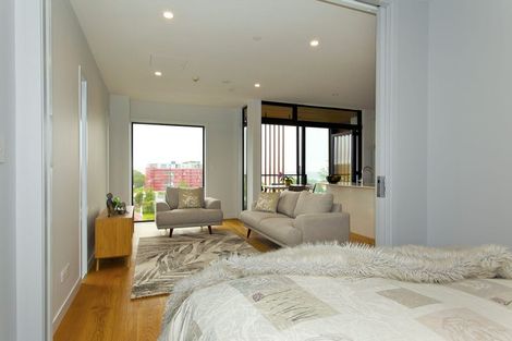 Photo of property in Frank Sargeson Apts, 501/74 Anzac Street, Takapuna, Auckland, 0622