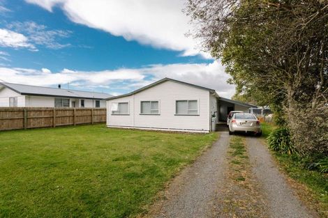 Photo of property in 10 Carlson Street, Dannevirke, 4930