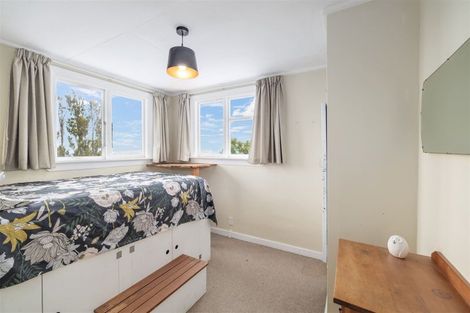 Photo of property in 87 Saint Andrews Hill Road, Mount Pleasant, Christchurch, 8081