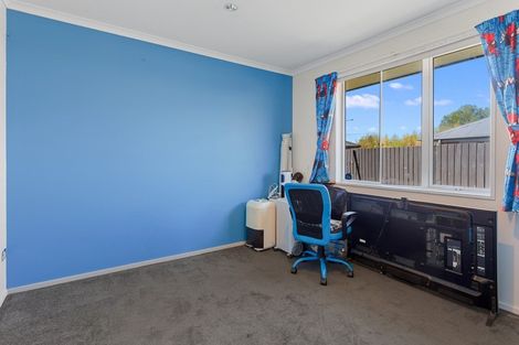 Photo of property in 10b Manahi Place, Woodend, 7610
