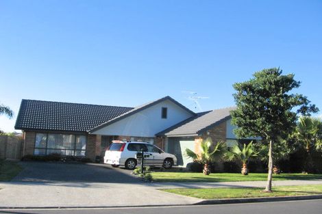 Photo of property in 3 Croftview Road, Wattle Downs, Auckland, 2103