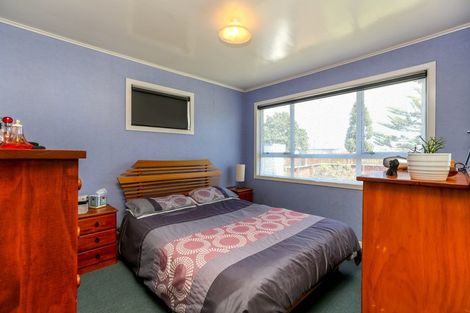 Photo of property in 136 Broadway, Waitara, 4320