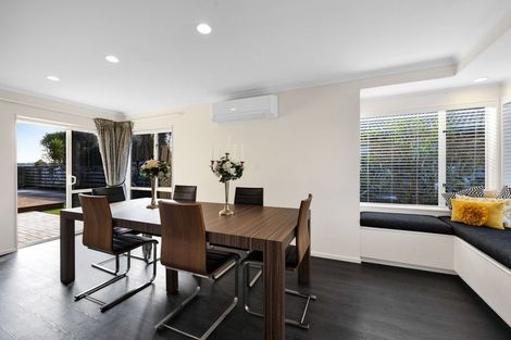 Photo of property in 6 Edna Wills Place, Hawera, 4610