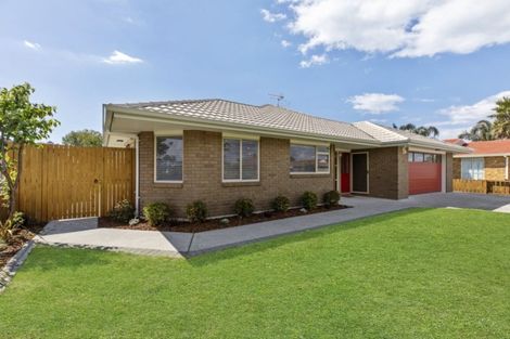 Photo of property in 691 Grenada Street, Papamoa Beach, Papamoa, 3118