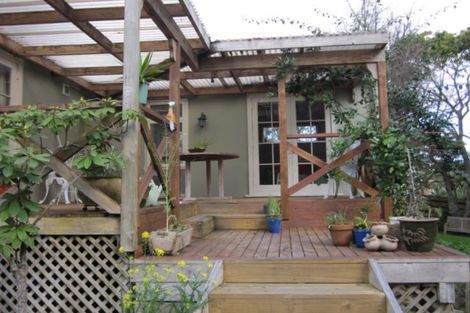 Photo of property in 1/13a Easter Parade, Glen Eden, Auckland, 0602